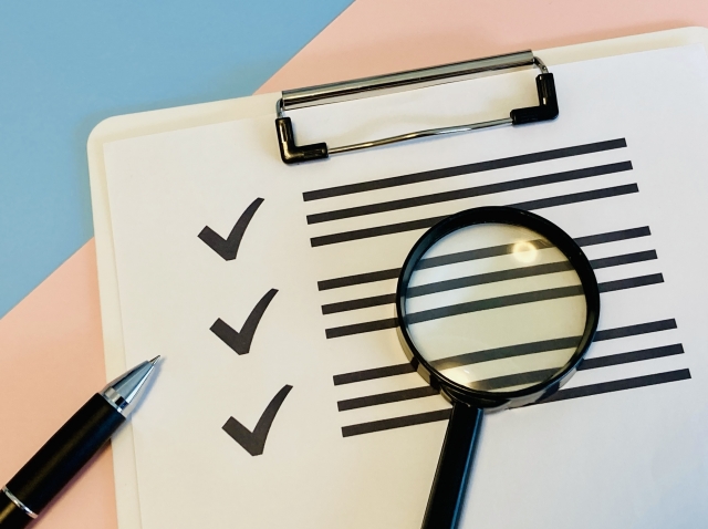 依頼先の選び方：射出成形の金型製作依頼で比較したいチェックポイント